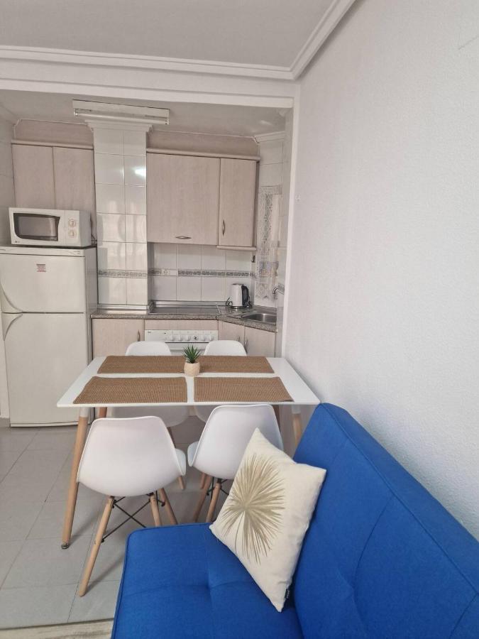 Almudena Apartments Торевьиа Экстерьер фото